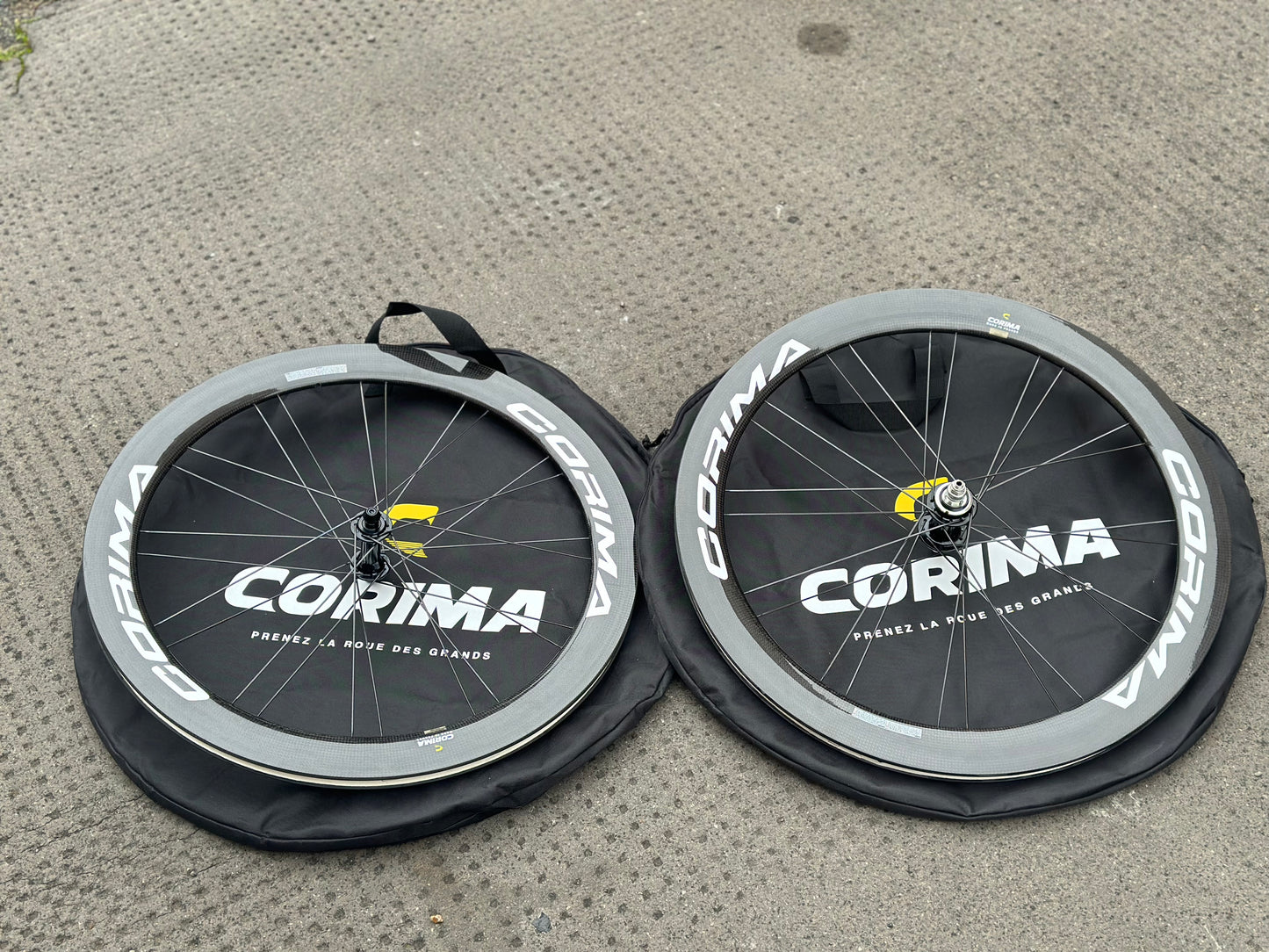 Corima WS1 track wheelset carbon 58mm clincher rims. 🇫🇷🔥